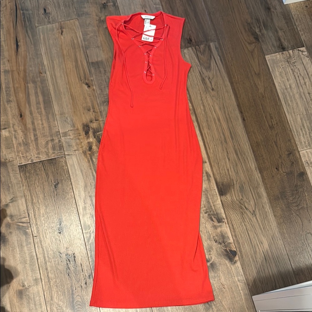 H&M Sleeveless Red Midi Dress